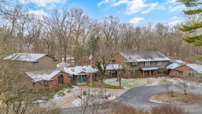 2393 Brookview Dr.-5